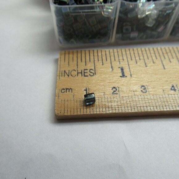 Miyuki cube beads - Picture 11 of 14